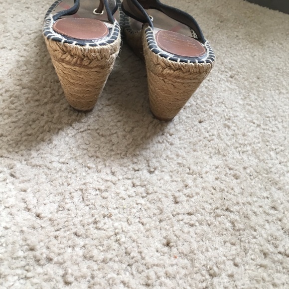 Burberry T Strap Sandal Wedges - Picture 6 of 8